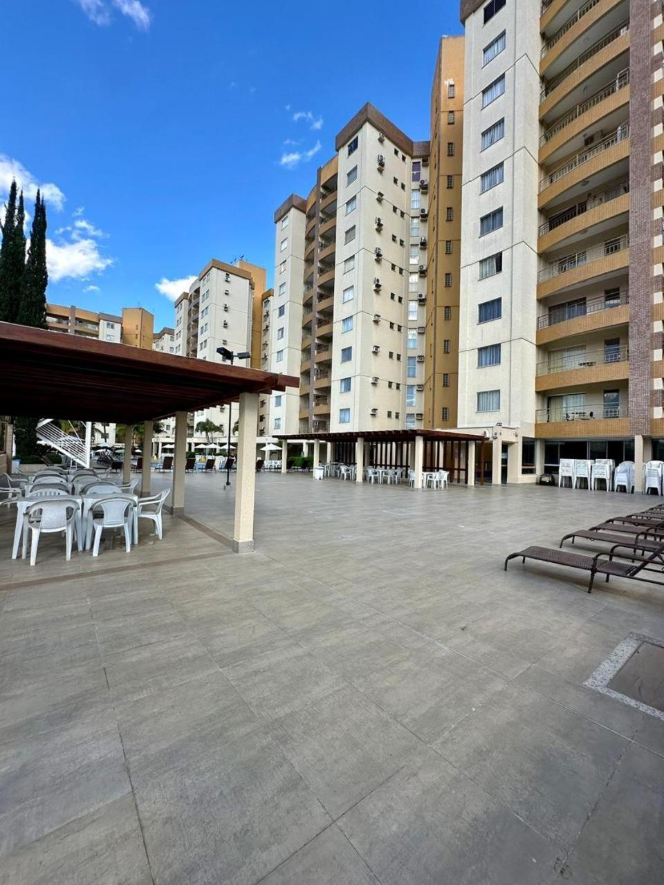 Caldas Novas - Prive Das Thermas II - Apto 3 Quartos - Parque Aquaticoアパートホテル エクステリア 写真